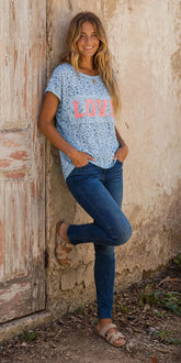 POLERA ITALIANA ANIMAL PRINT CELESTE