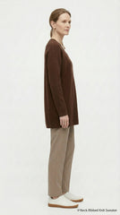 SUÉTER OVERSIZE CUELLO V CAFÉ