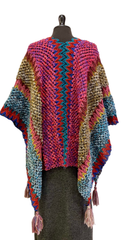 RUANA BOHO FUCSIAS Y ROJOS
