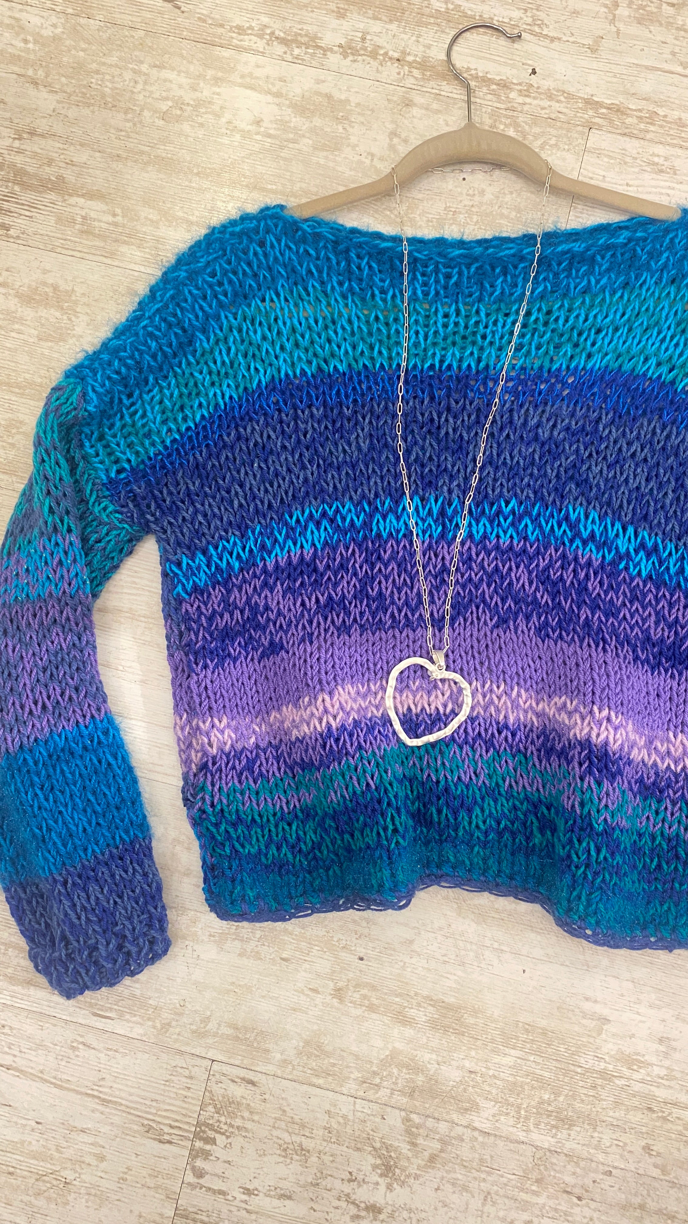 SUETER TEJIDO A MANO TURQUESAS,AZULES,LILAS