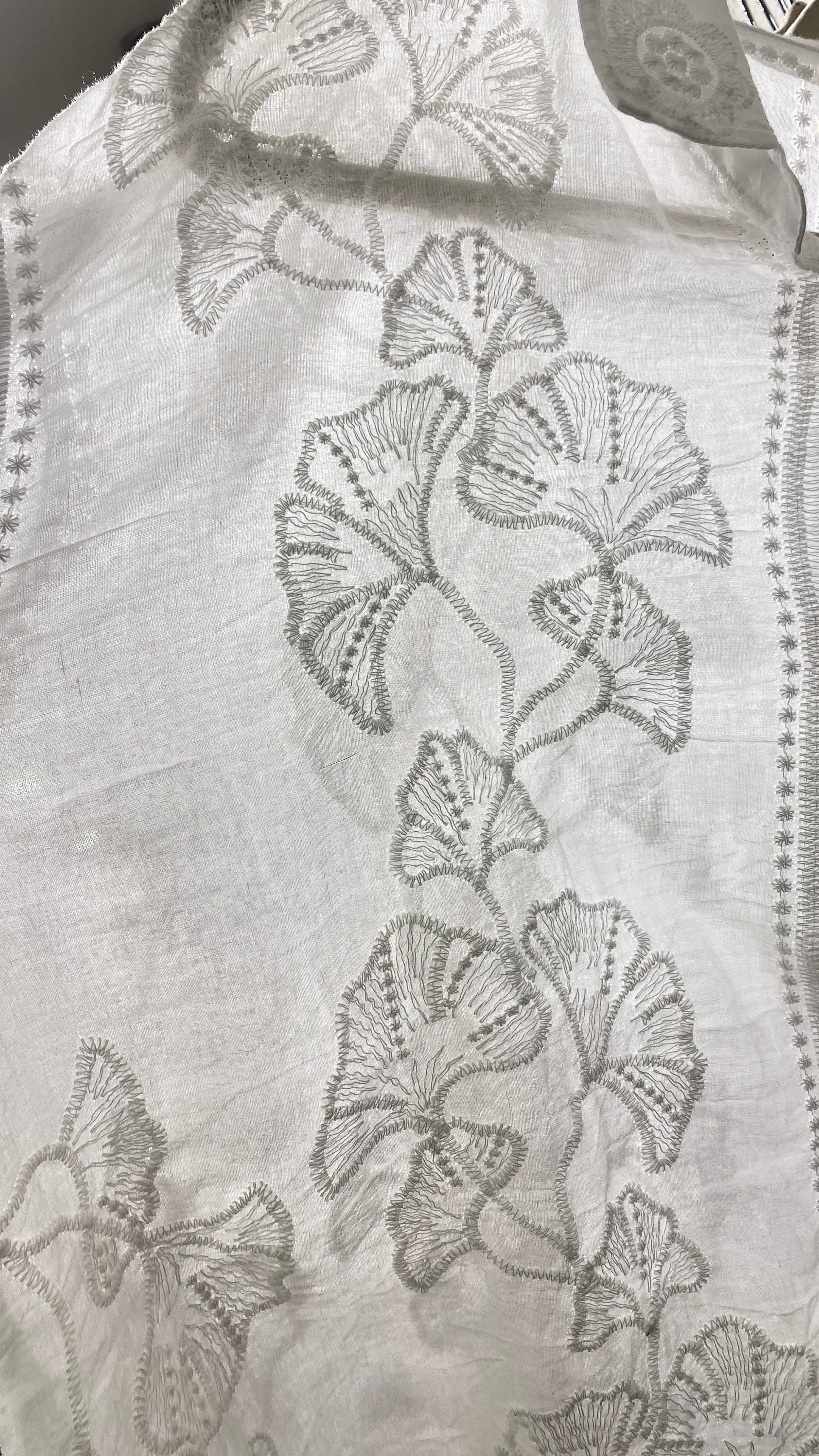 BLUSA ROMANTICA CLAVELES BUENOS AIRES