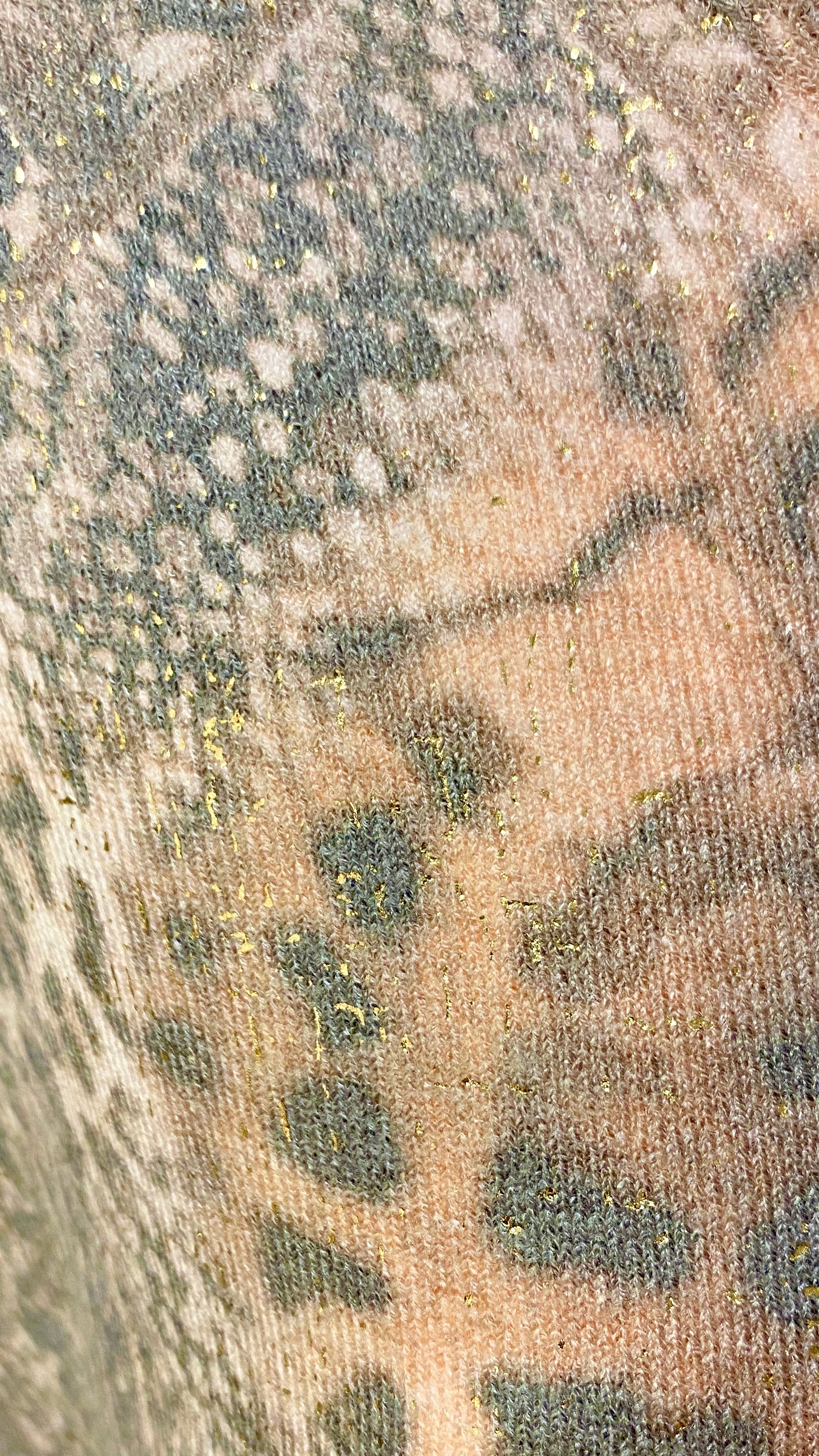 SUETER VISCOSA ESTAMPADO ANIMAL PRINT