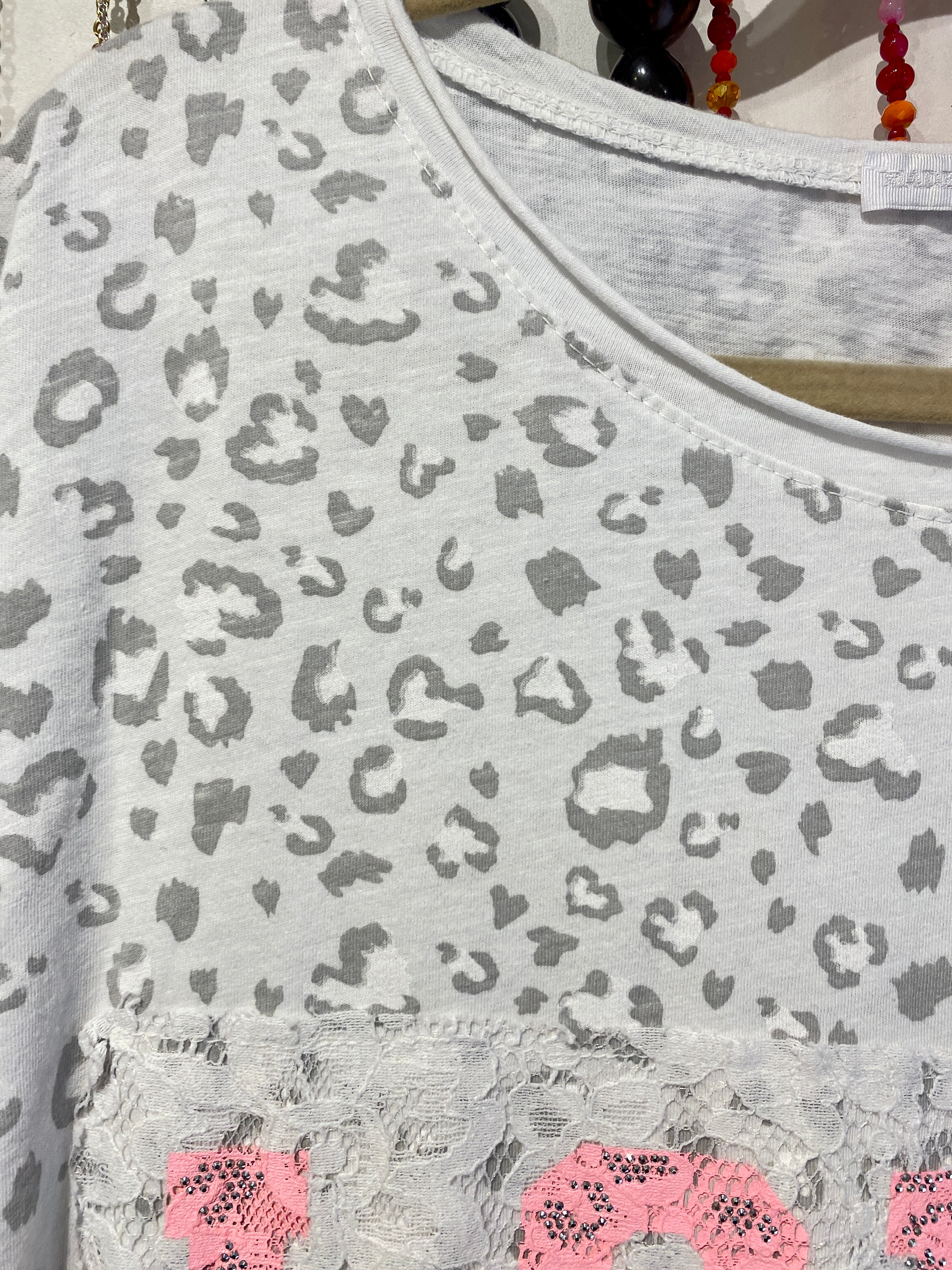 POLERA ITALIANA ANIMAL PRINT BLANCA