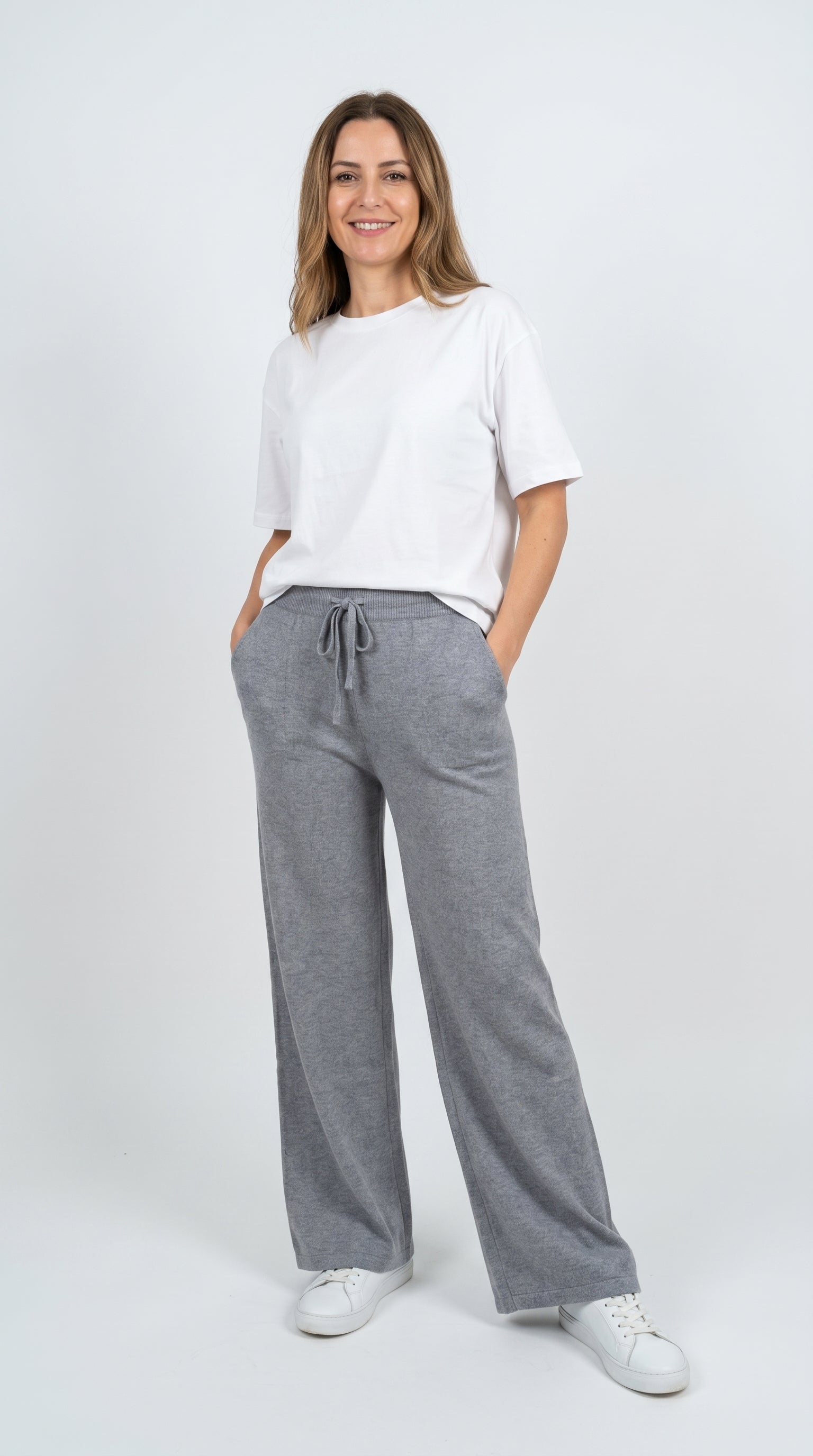 PANTALÓN TEJIDO GRIS